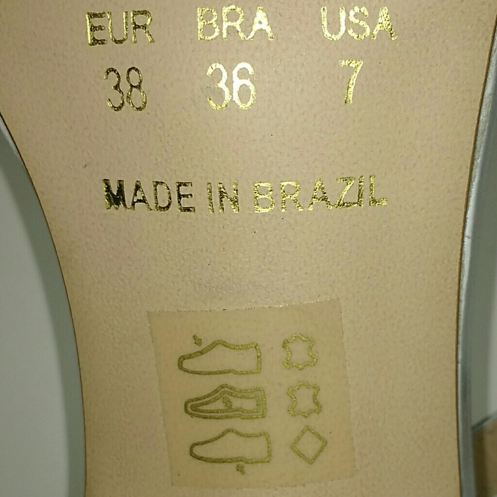 Saks Fifth Avenue White Vintage Heels - Picture 3 of 6
